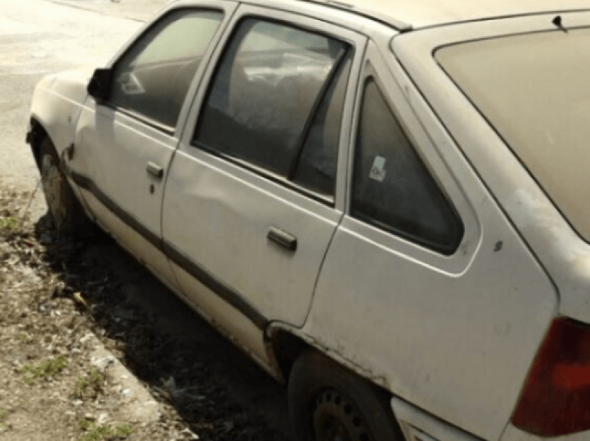 Makina të shkatërruara në çdo cep të rrugës, Çairi paralajmëron zgjidhje