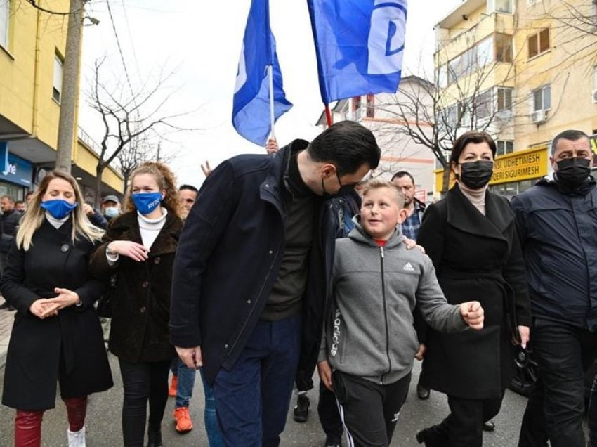 Lulzim Basha: Për të ardhmen tonë, koha për ndryshim në Shqipëri!