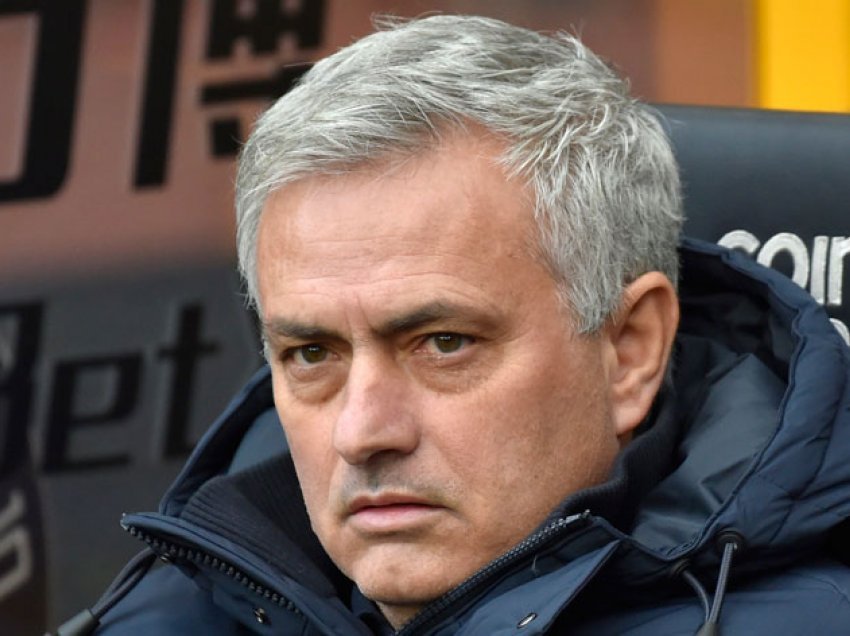 Mourinho thumbon Arsenalin: Nuk shikoj poshtë, vetëm lart