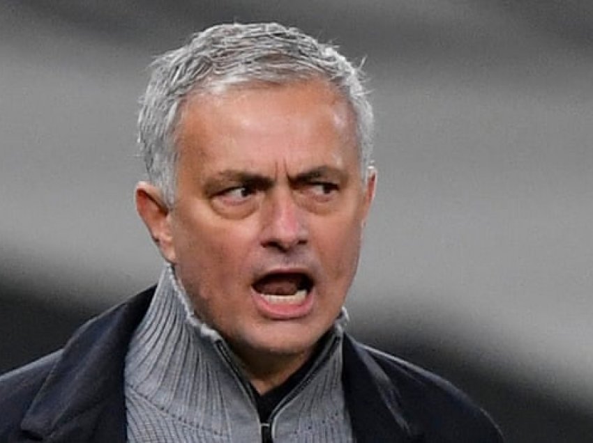 Mourinho nuk harron të thumbojë “topçinjtë”