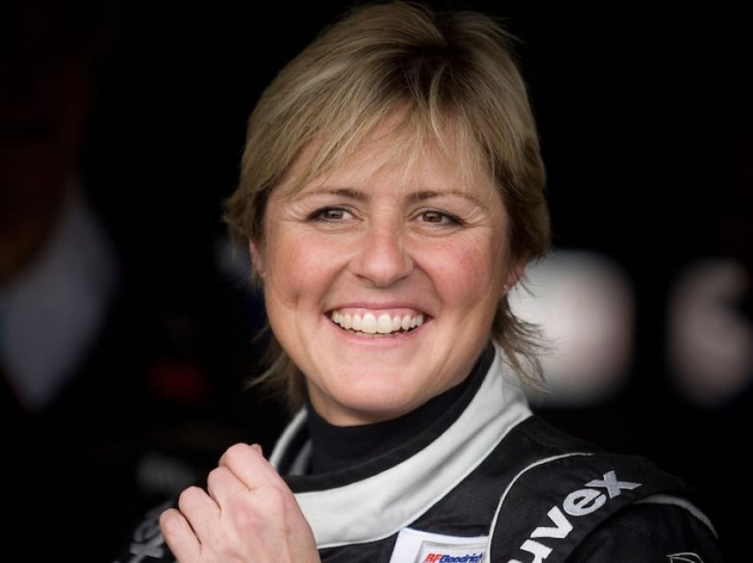 Moderatorja Sabine Schmitz humb betejën me kancerin