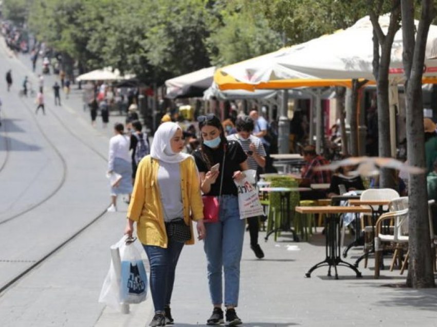 Izraeli miraton ligjin e ri, “zinxhirë elektronik” për të gjithë ata që karantinohen për shkak të COVID-19