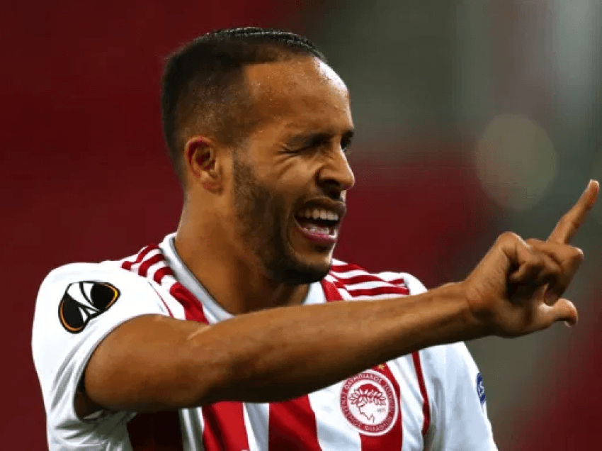 Olympiacosi në epërsi ndaj Arsenalit në Londër, shënon El Arabi