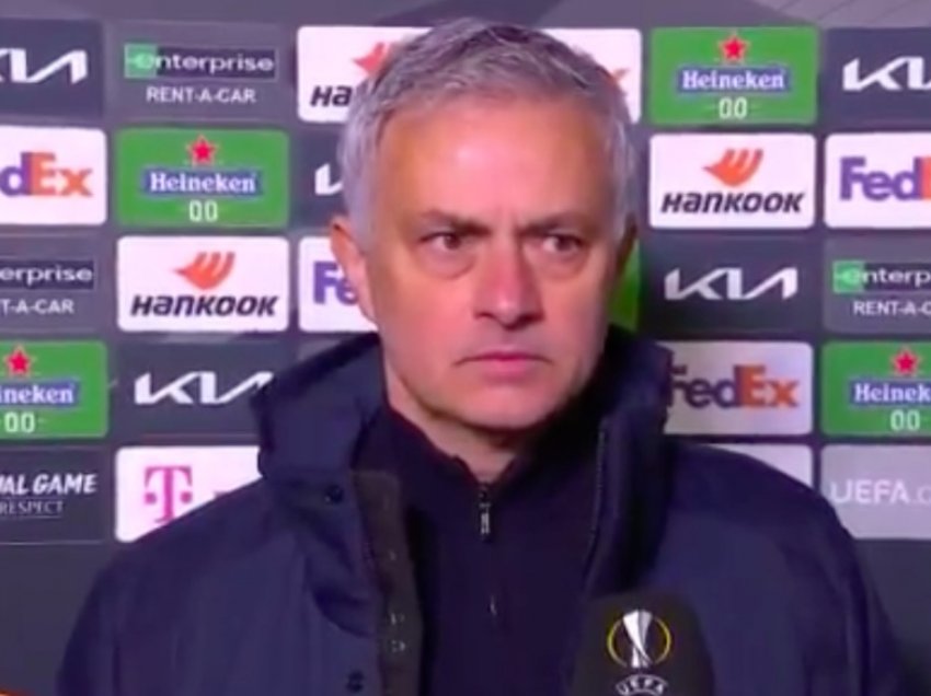 Mourinho flet me kritika ndaj lojtarëve të tij 