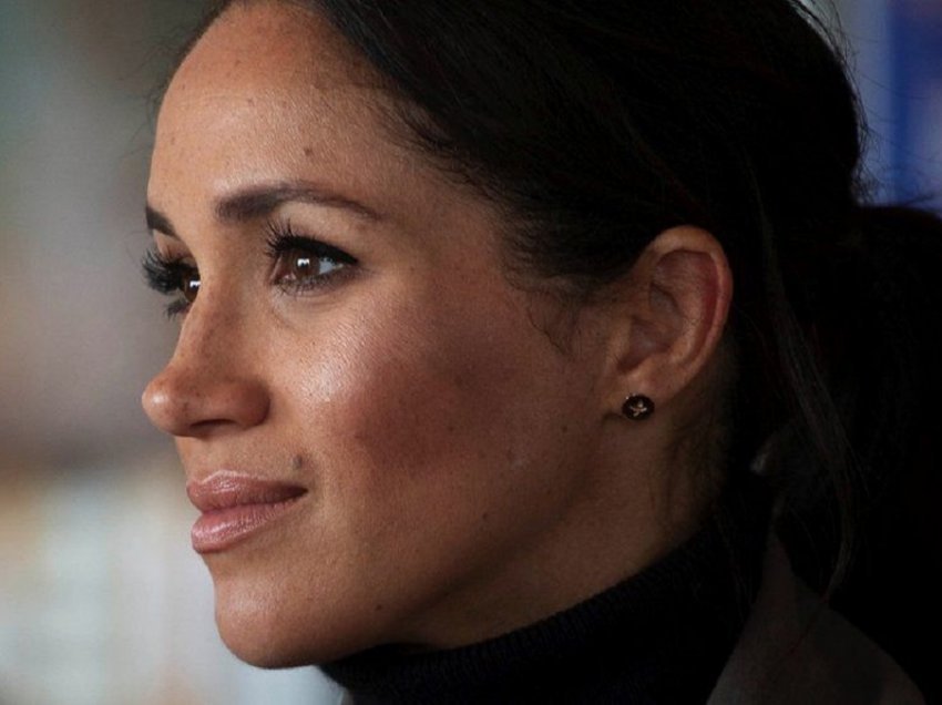 The Sun me hetues privat për informacione personale të Meghan Markle