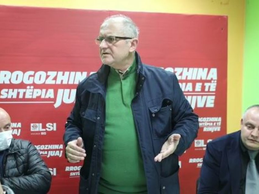 Vasili në Rrogozhinë e Kavajë: Qytetarët u kanë vënë vizën Ramës dhe Veliaj, kujdes mos u rruajnë ndonjë gjë