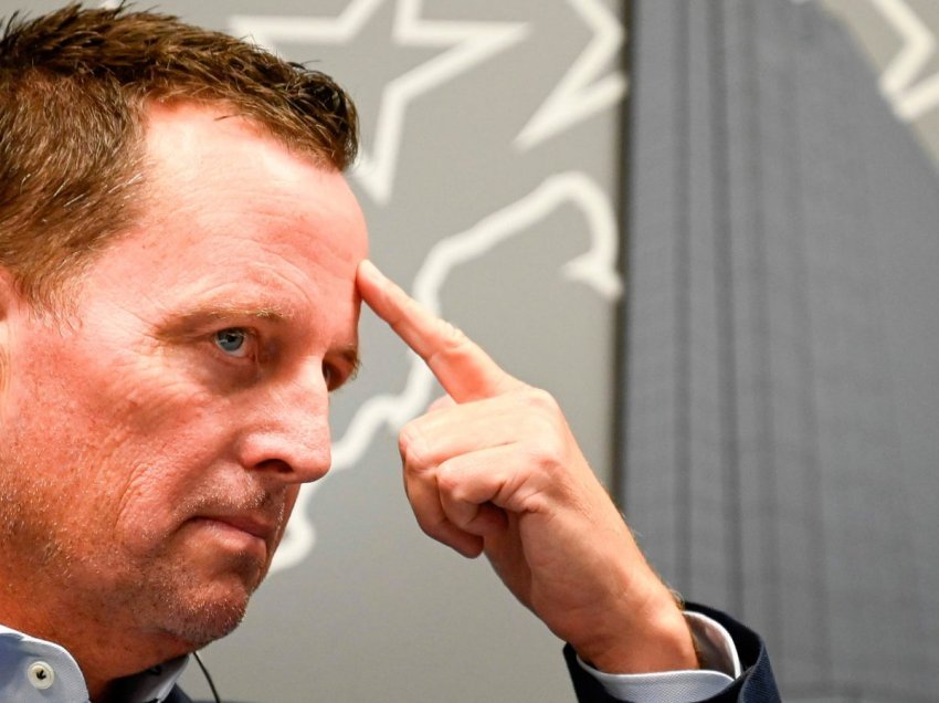 Grenell poston në Twitter disa “urdhra ekzekutivë”, pasi Google e listoi atë si president të SHBA-së