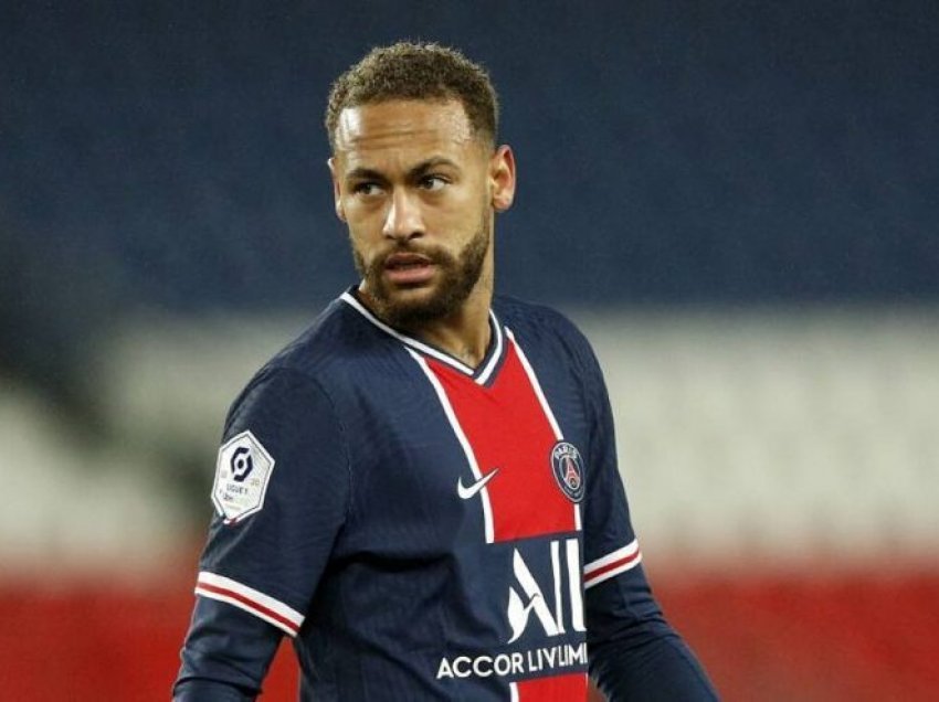 Neymar arrin marrëveshje për rinovimin me PSG-në