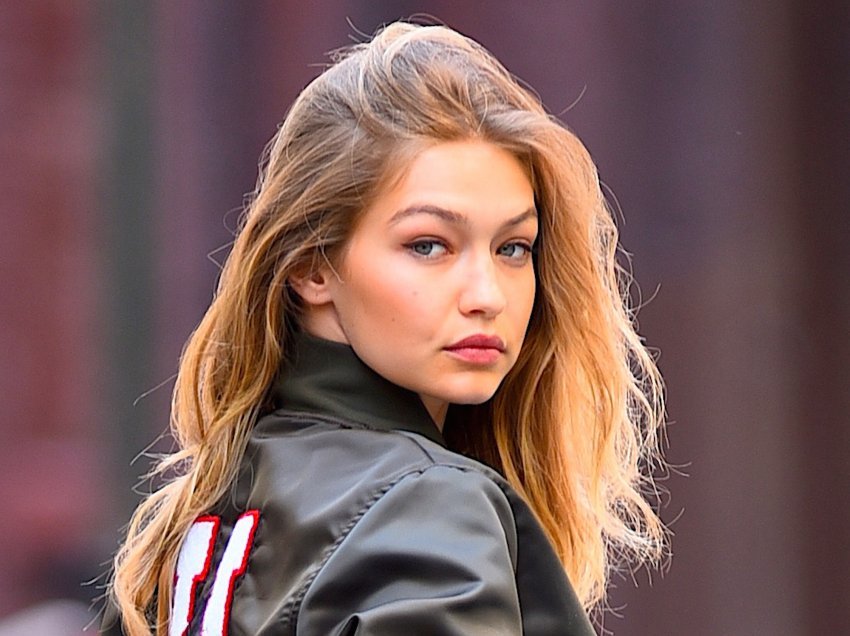 Gigi Hadid del për herë të parë me vajzën rrugëve të New York