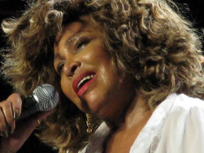 Tina Turner i jep lamtumirën audiencës me një film për jetën e saj