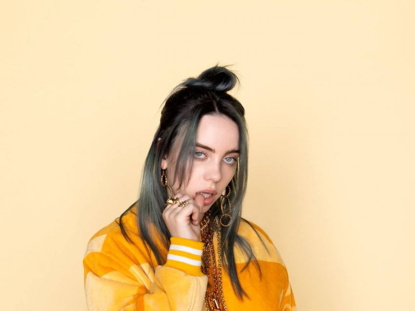 Ndryshoi tërësisht look, foto e Billie Eilish thyen çdo rekord në Instagram