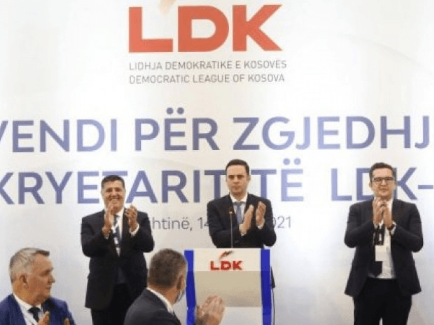 A do ta dërgojë në Kushtetuese LDK-ja Albin Kurtin?