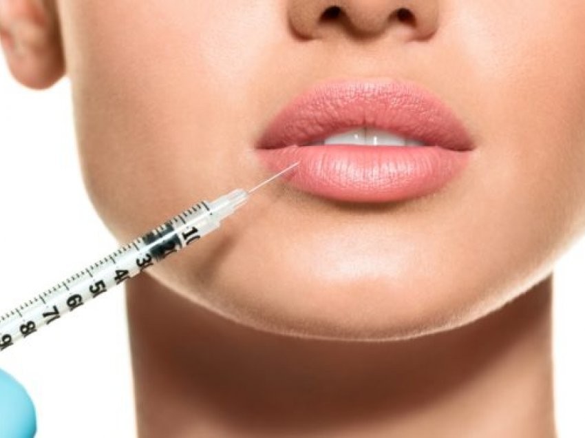 Pse nuk duhet ta provoni të bëni ‘lip fillers’ (mbushës buzësh) vetë në shtëpi