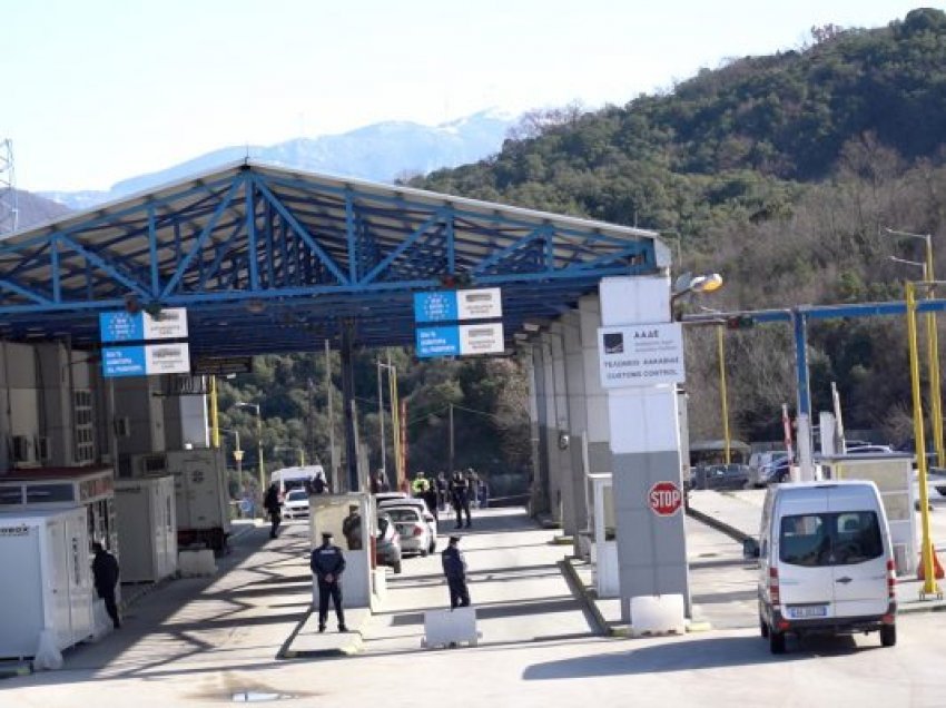 Lehtësim për emigrantët nga Shqipëria, Greqia shtyn lejet e qëndrimit