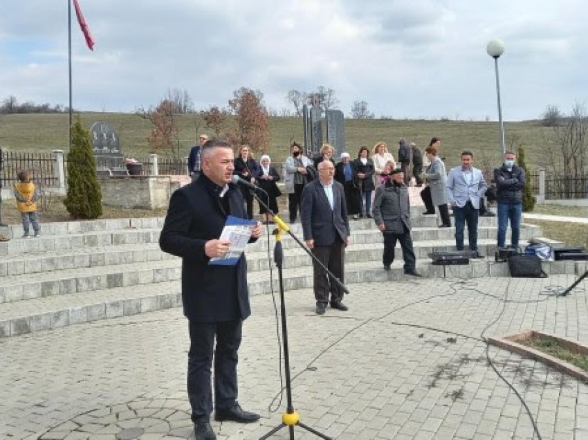 ​Jashari nga Izbica: Jemi vonuar, shteti të mbledh provat për krimet serbe në Kosovë