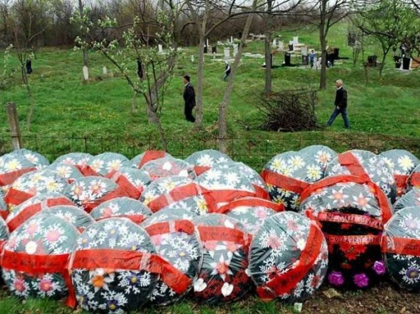 Publikohet dëshmia rrënqethëse për masakrën e Izbicës, tre pleqtë e mbijetuar mes trupave të masakruar rrëfyen ngjarjen e tmerrshme