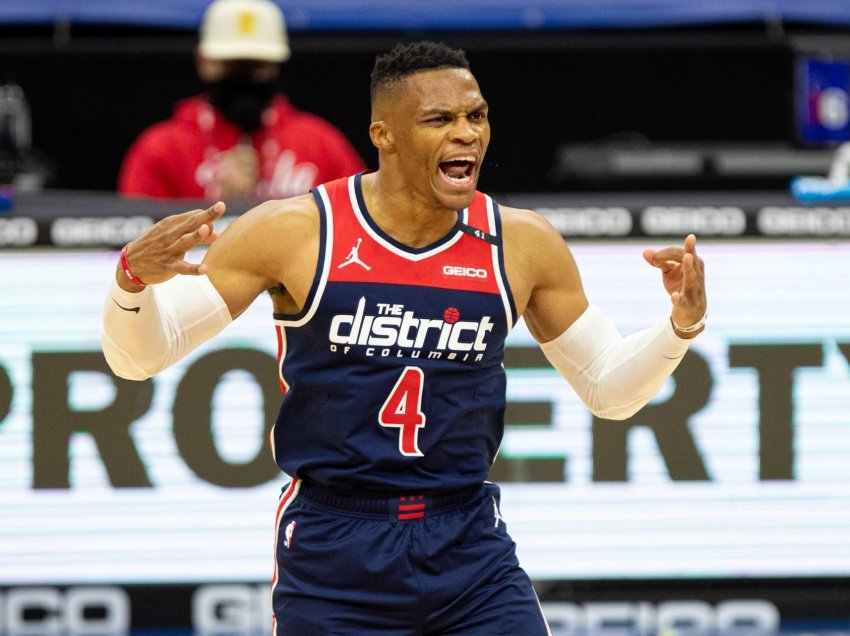 Westbrook shkruan historinë e NBA-së