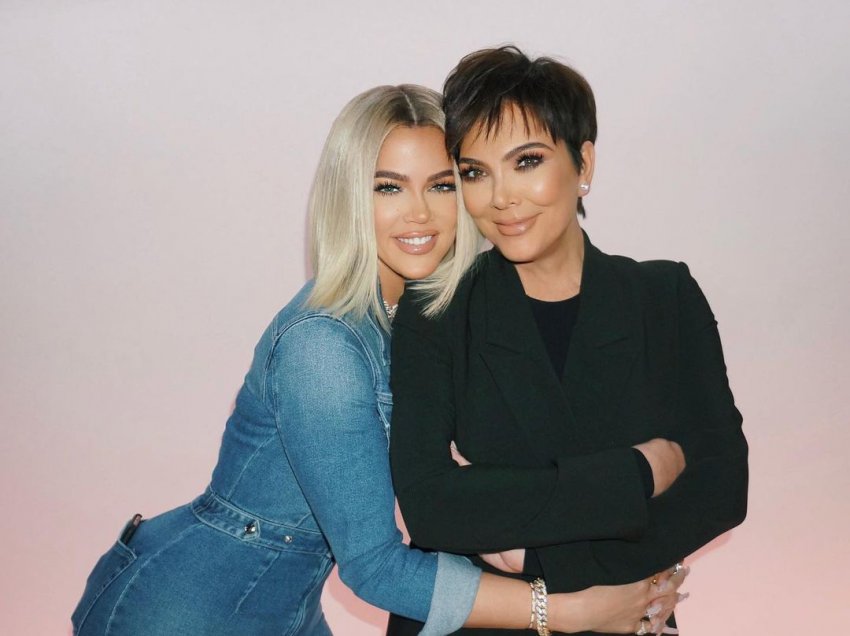 Khloe Kardashian dhe Kris Jenner blejnë apartamente pranë njëra-tjetrës