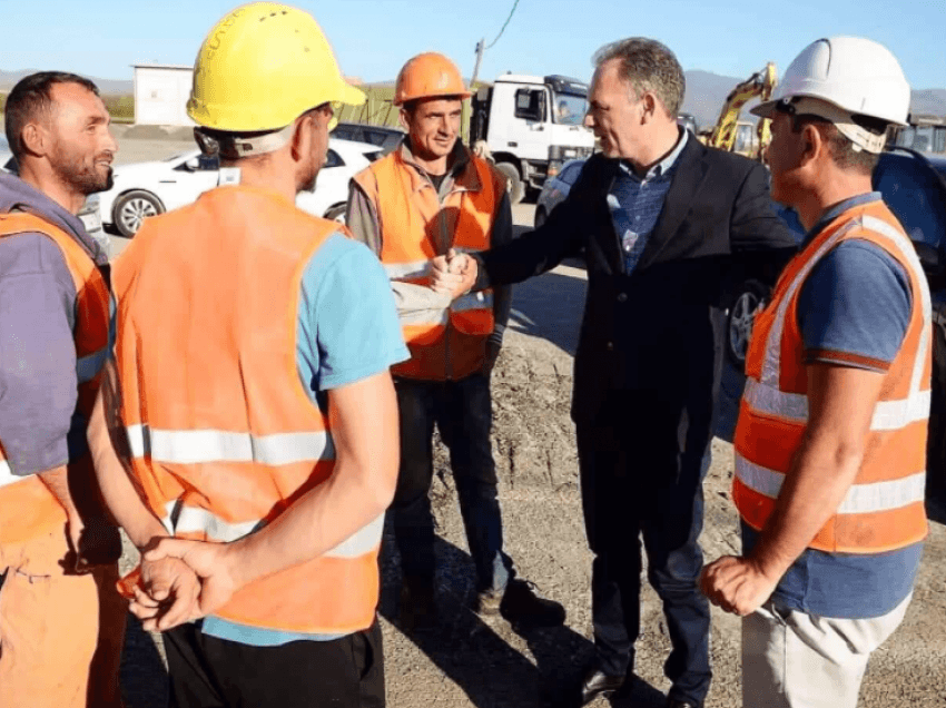 Limaj në ditën e punëtorëve: Pandemia ka sfiduar edhe më shumë punëtorët e të gjithë sektorëve në vend