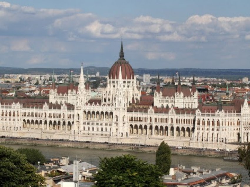 ​Në Hungari ndodh “çudia”, krijohet shteti paralel