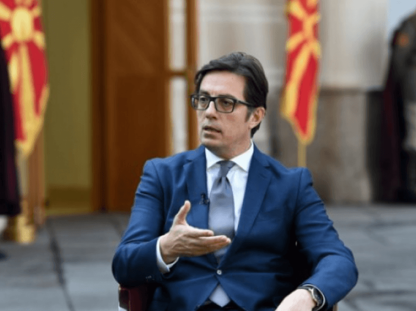 Pendarovski: T’i mbrojmë mediat nga ndikimi politik