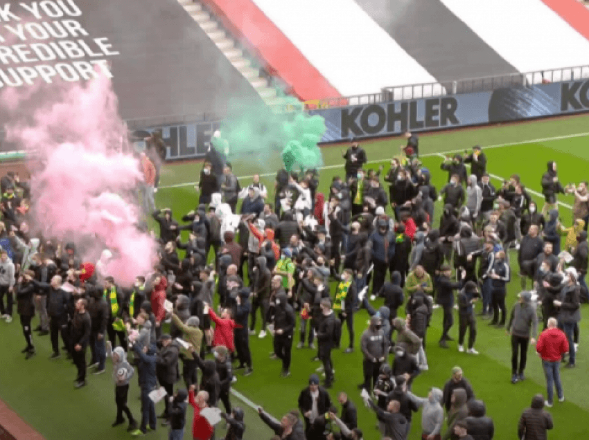 Arrestohet një person pas protestave që e anuluan ndeshjen Manchester United-Liverpool