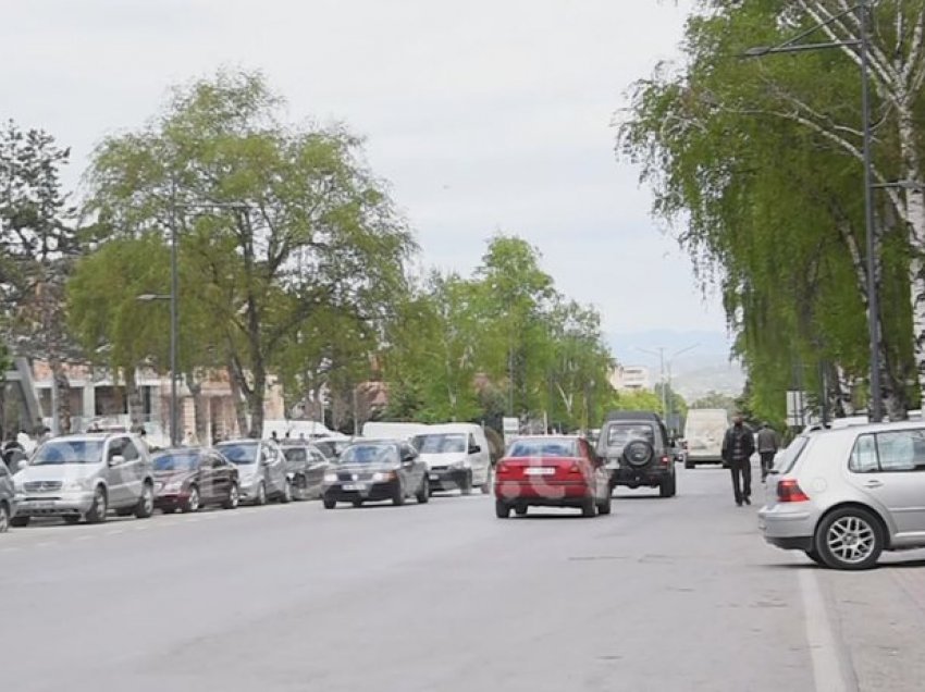 Mungon sinjalistika, banorët në Korçë ngrejnë alarmin: Na kërcënohet jeta!