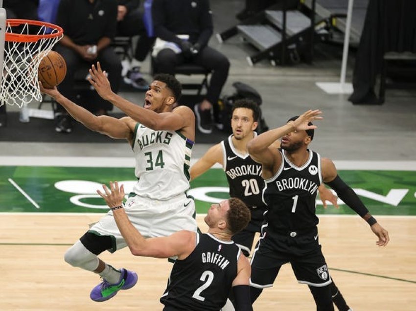 Antetokounmpo 36 pikë në suksesin e Bucks