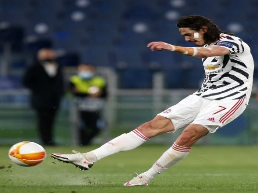 ​Cavani kalon United në epërsi