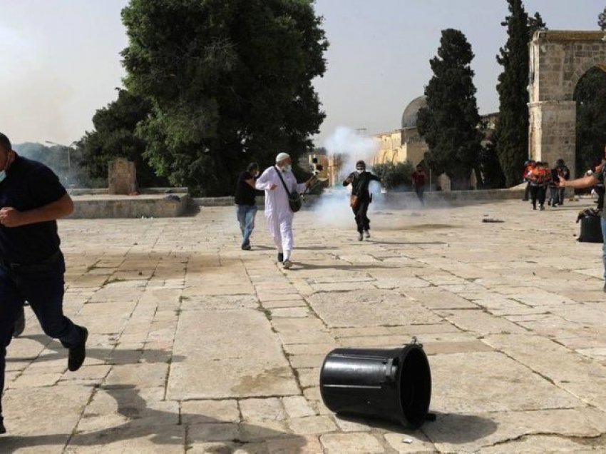 Kriza në Jerusalem: Bëhet thirrje për qetësi ndërsa dhuna po vazhdon