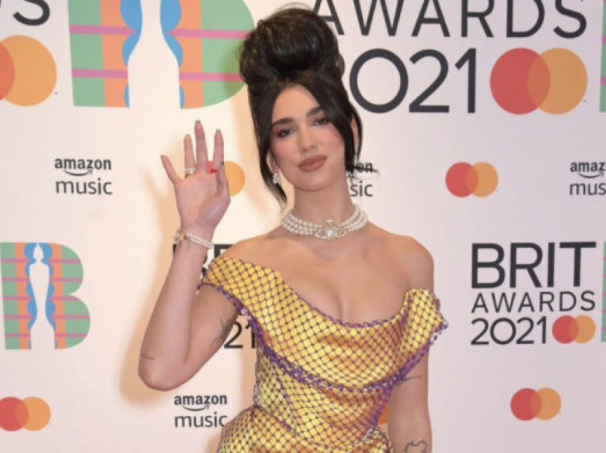 “BRIT Awards 2021”: Detajet e mbrëmjes dhe lista e plotë e fituesve