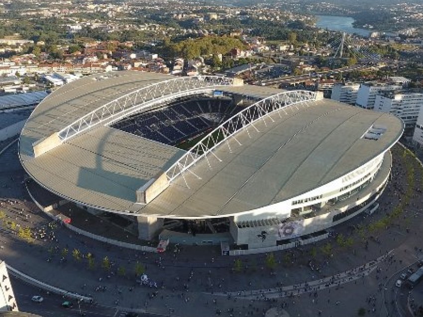 As në Turqi dhe as në Angli, UEFA vendos për finalen e Champions-it