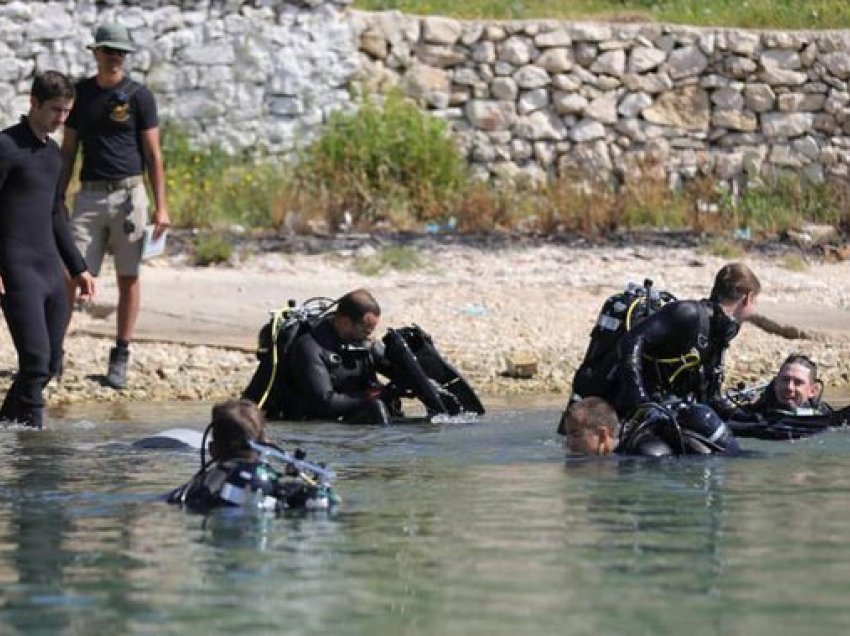 Defender21, Rama poston foto nga stërvitja në Vlorë