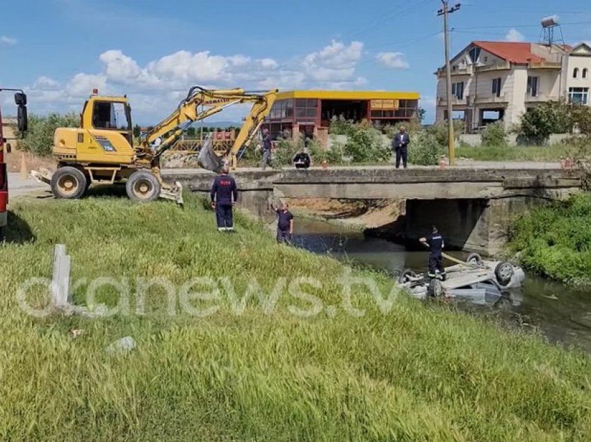 Humbën jetën dy persona: Rruga në Lushnje pa sinjalistikë, ura pa mbrojtëse