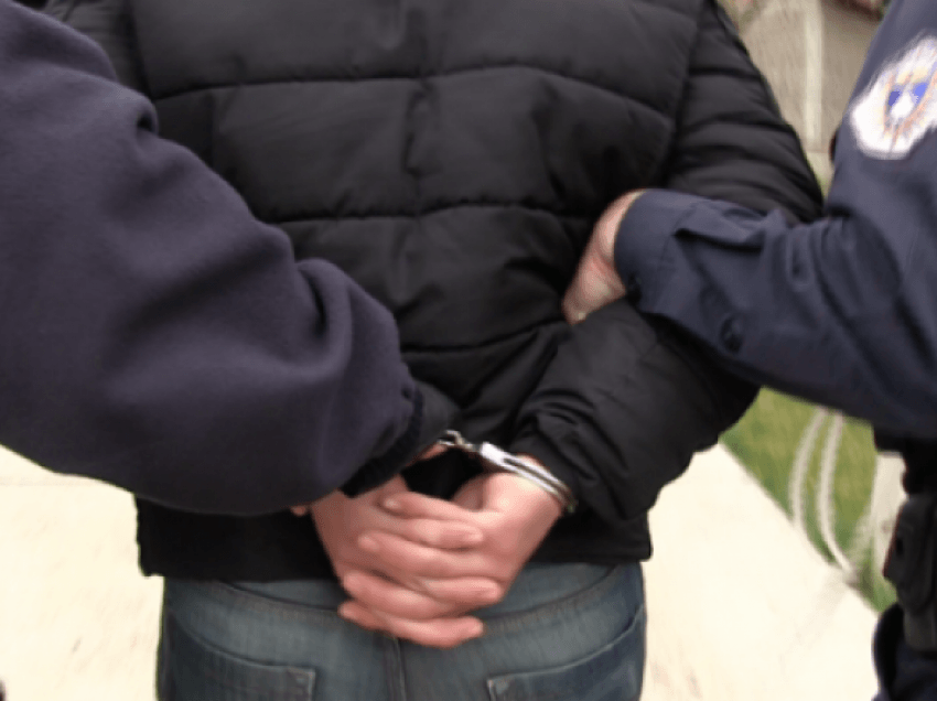 Arrestohet një person nga Shkupi, i kërkuar me fletarrest