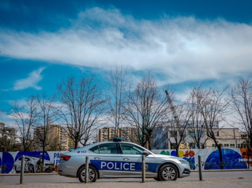 ​Nuk i respektuan masat antiCOVID-19, policia shqipton gjoba për 796 qytetarë