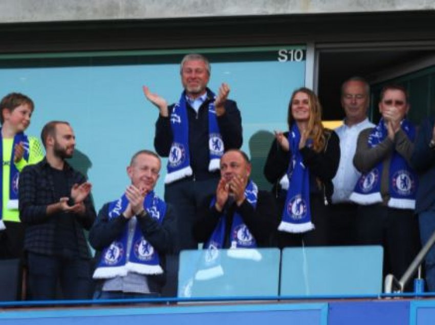 Ashtu si sheiku i Cityt edhe Abramovich hap kuletën, paguan shpenzimet e 6 mijë tifozëve për finale 