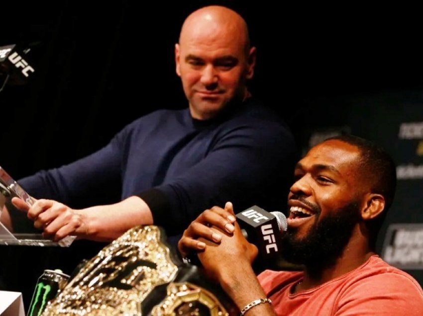 Rikthimi në kafaz i Jon Jones po vonon