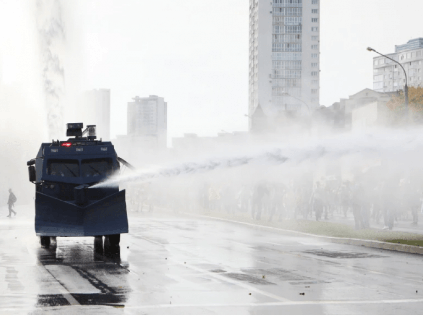 Vdes një aktivist bjellorus që ishte dënuar për protestat anti-qeveritare