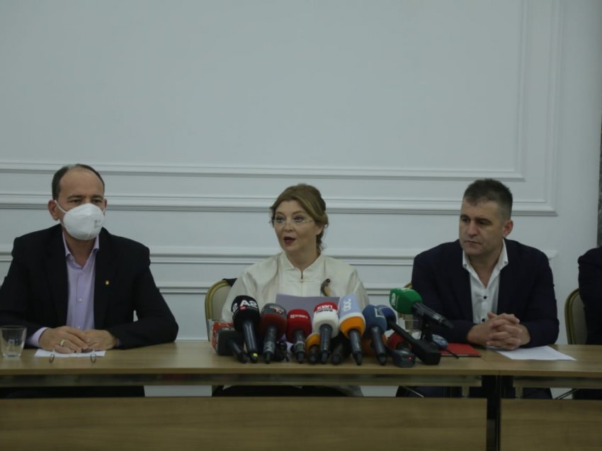 Edit Harxhi bën ftesë për debat publik: Ja tre format si mund ta strukturojmë Partinë Demokratike