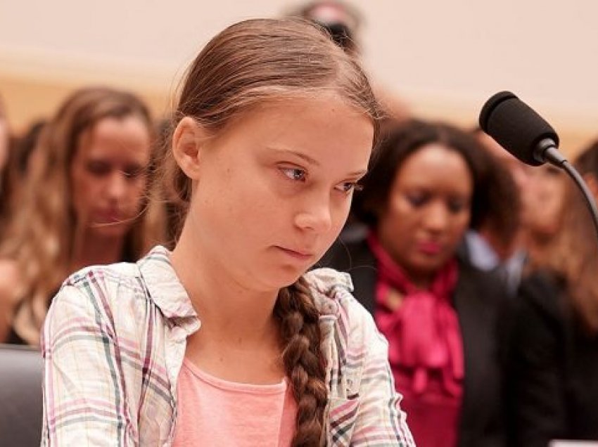 Greta Thunberg akuzon median shtetërore kineze se e bullizoi për shkak të peshës