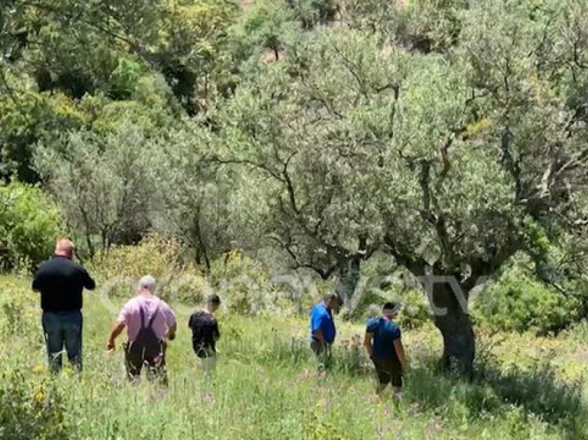 Mbyllja e traut në dogana, shqiptarët nga veriu në jug kalojnë nga mali drejt Greqisë