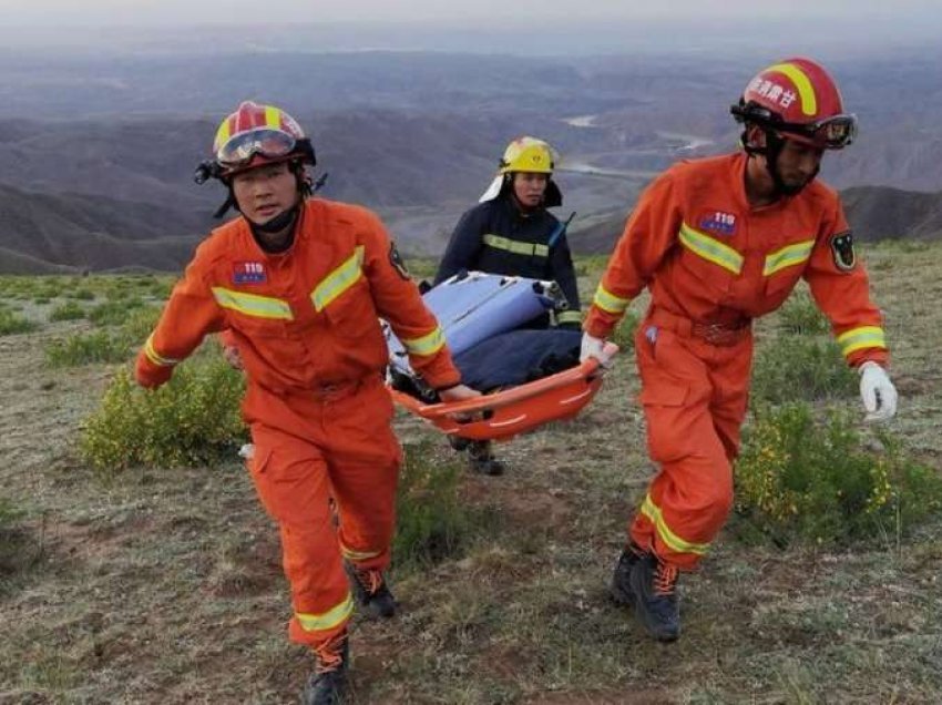 Dhjetëra atletë të vdekur nga moti i rëndë në Kinë