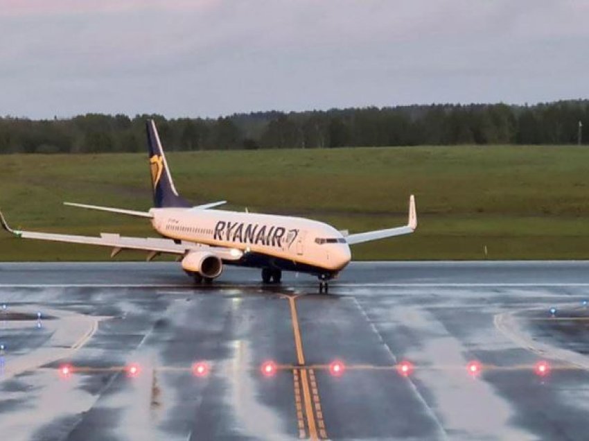 Bjellorusia devijon fluturimin e një aeroplani për të arrestuar një gazetar