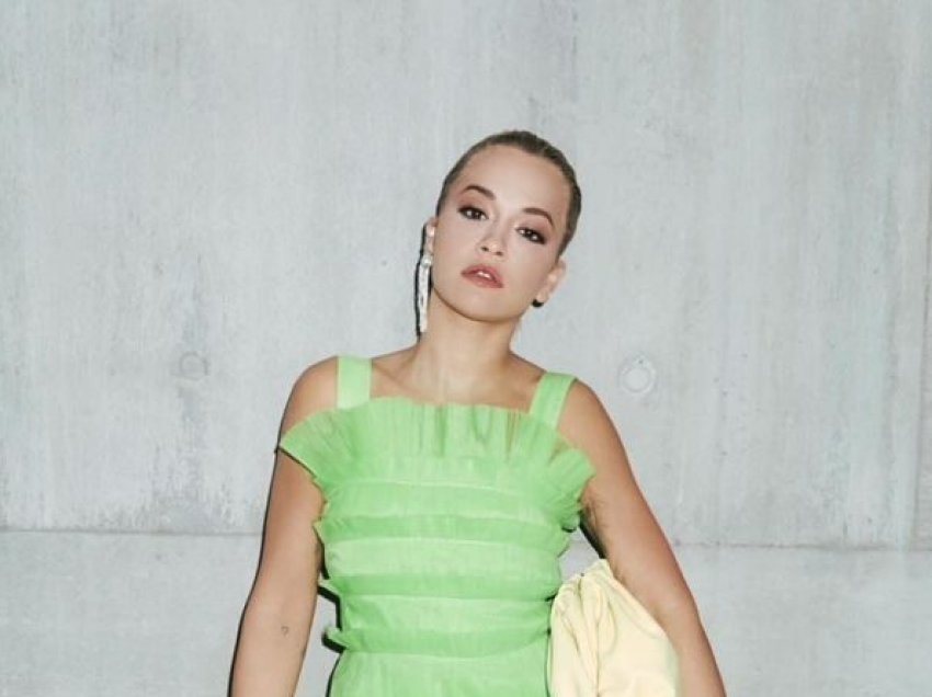 Rita Ora feston përvjetorin e katërt të “Your Song” këtë javë