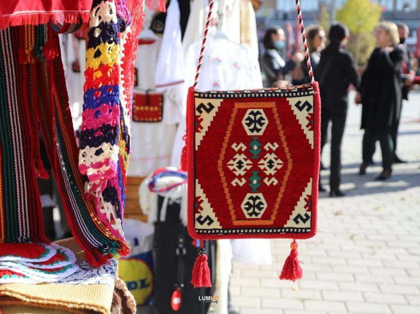 Në Gjilan hapet Panairi vjeshtor për zejet dhe gratë ndërmarrëse