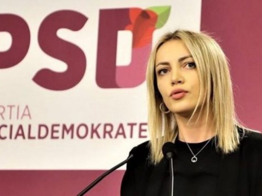 PSD-ja mban sot aktivitet pranë Teatrit Kombëtar