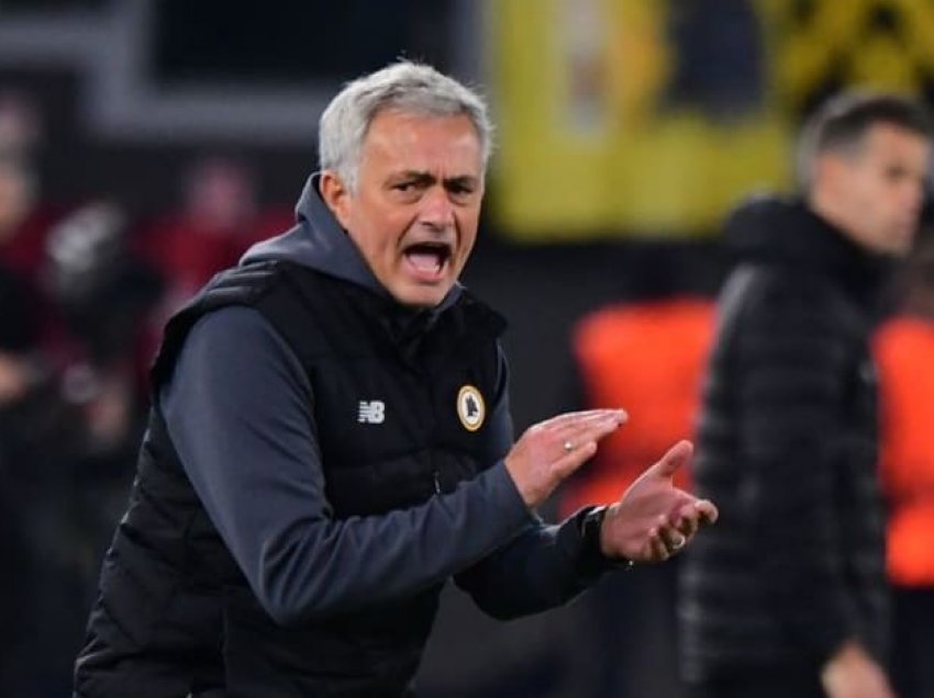 Mourinho ‘peshkon’ te Reali, i kërkon tre lojtarë të ekipit madrilen