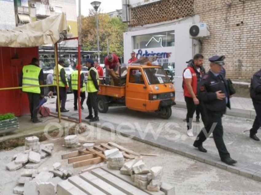 I shembin strehën ku shiste prej 22 vitesh, Bashkia e Tiranës favorizon “të mëdhenjtë” e godet “të vegjlit”