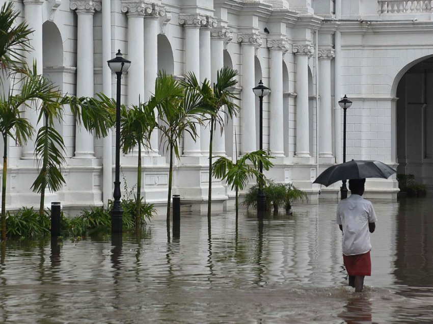 Nëntë të vdekur pas përmbytjeve në Sri Lanka, në jug të Indisë